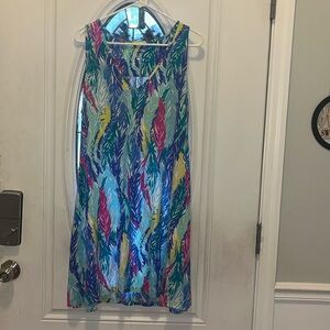 Size Large Lilly Pulitzer Light as a Feather Swing dress